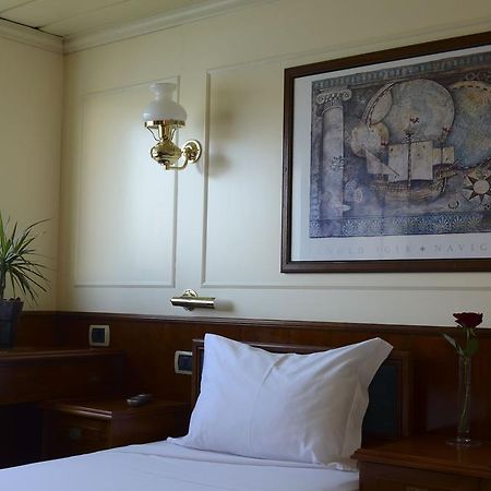 Invicta Ribeira Boat Hotel 포르투 외부 사진