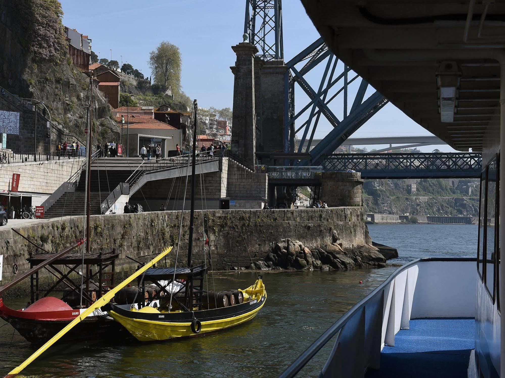 Invicta Ribeira Boat Hotel 포르투 외부 사진