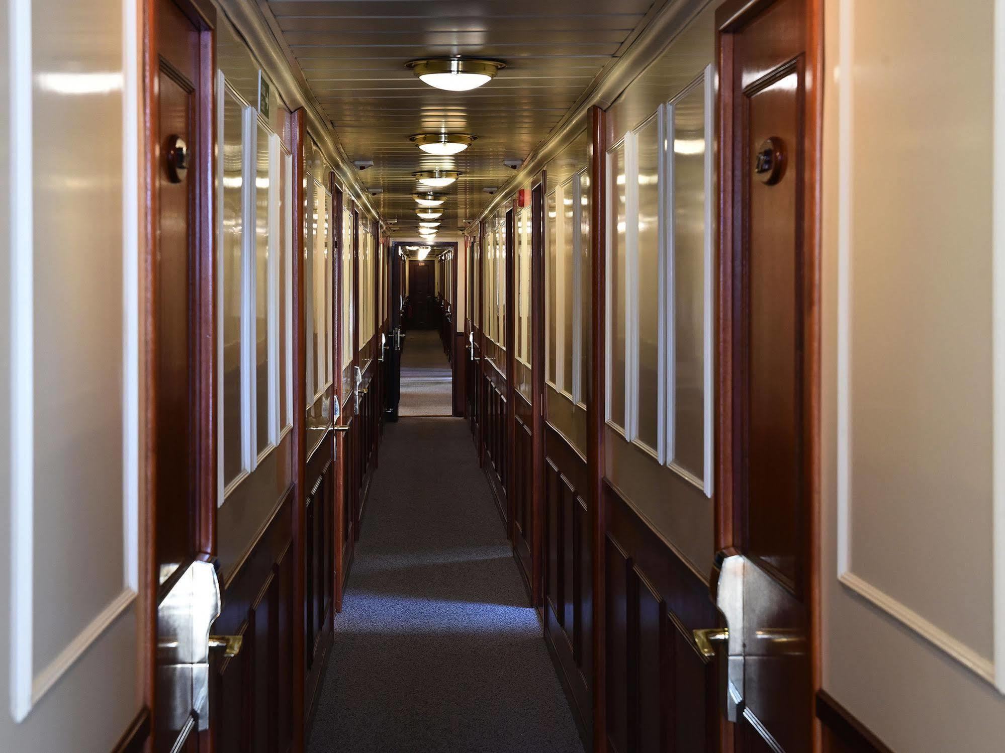 Invicta Ribeira Boat Hotel 포르투 외부 사진